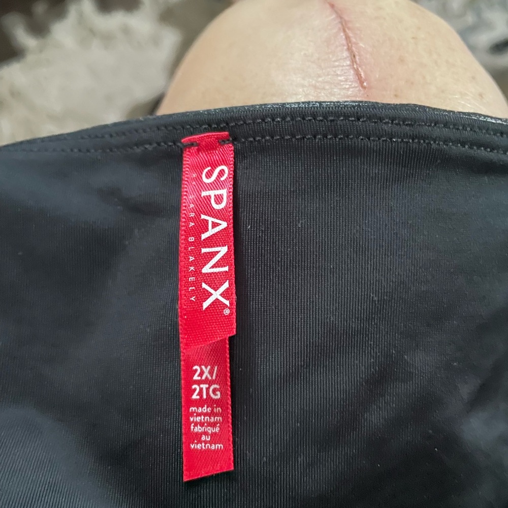 Womens Spanx faux leather leggings - Picture 3 of 4